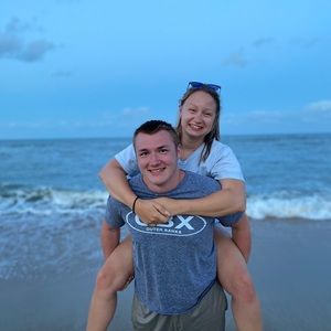 Meet your Posher, Cory